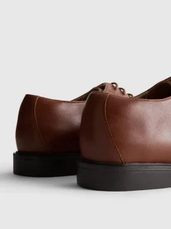 Derbyschuhe zum Schnüren