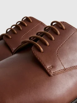 Derbyschuhe zum Schnüren