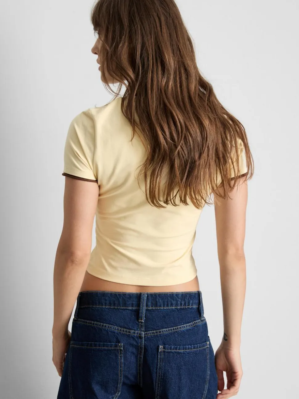 Doppellagiges Baby Tee mit hohem Baumwollanteil