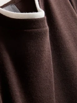 Doppellagiges T-Shirt mit Rundhalsausschnitt