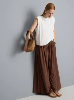 Drapierte Hose mit weitem Bein