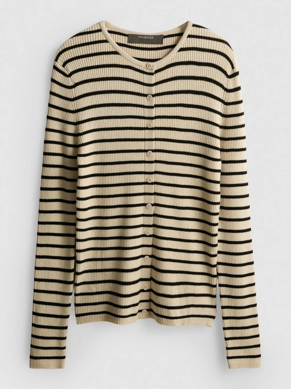 Ein gerippter Cardigan mit Rundhalsausschnitt