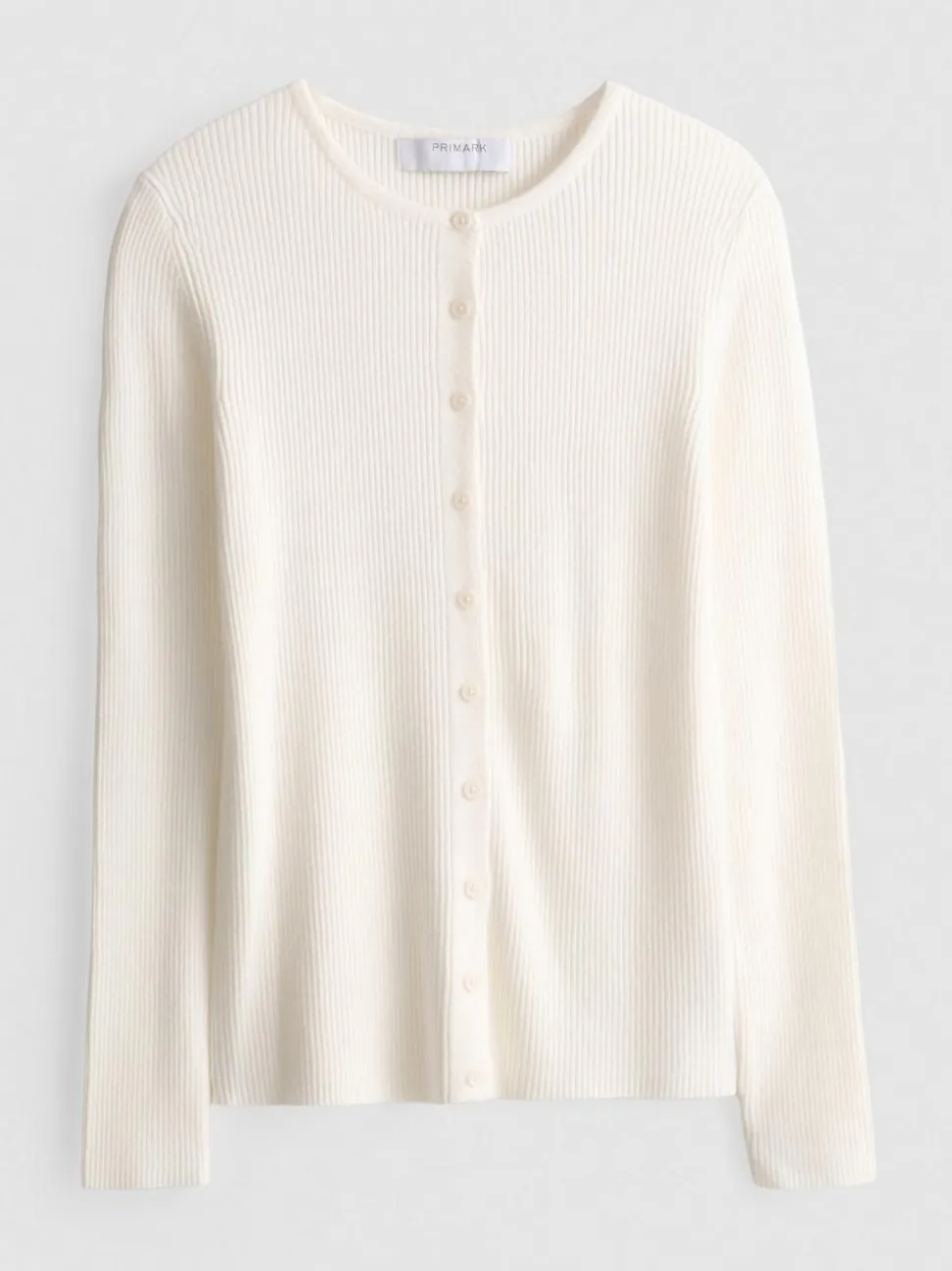 Ein gerippter Cardigan mit Rundhalsausschnitt