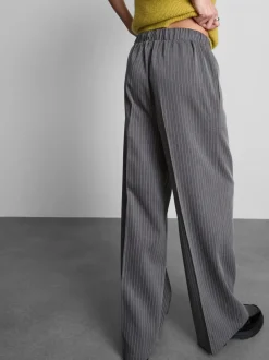 Elegante Jogginghose mit weitem Bein