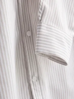 Elegantes Hemd mit Streifen