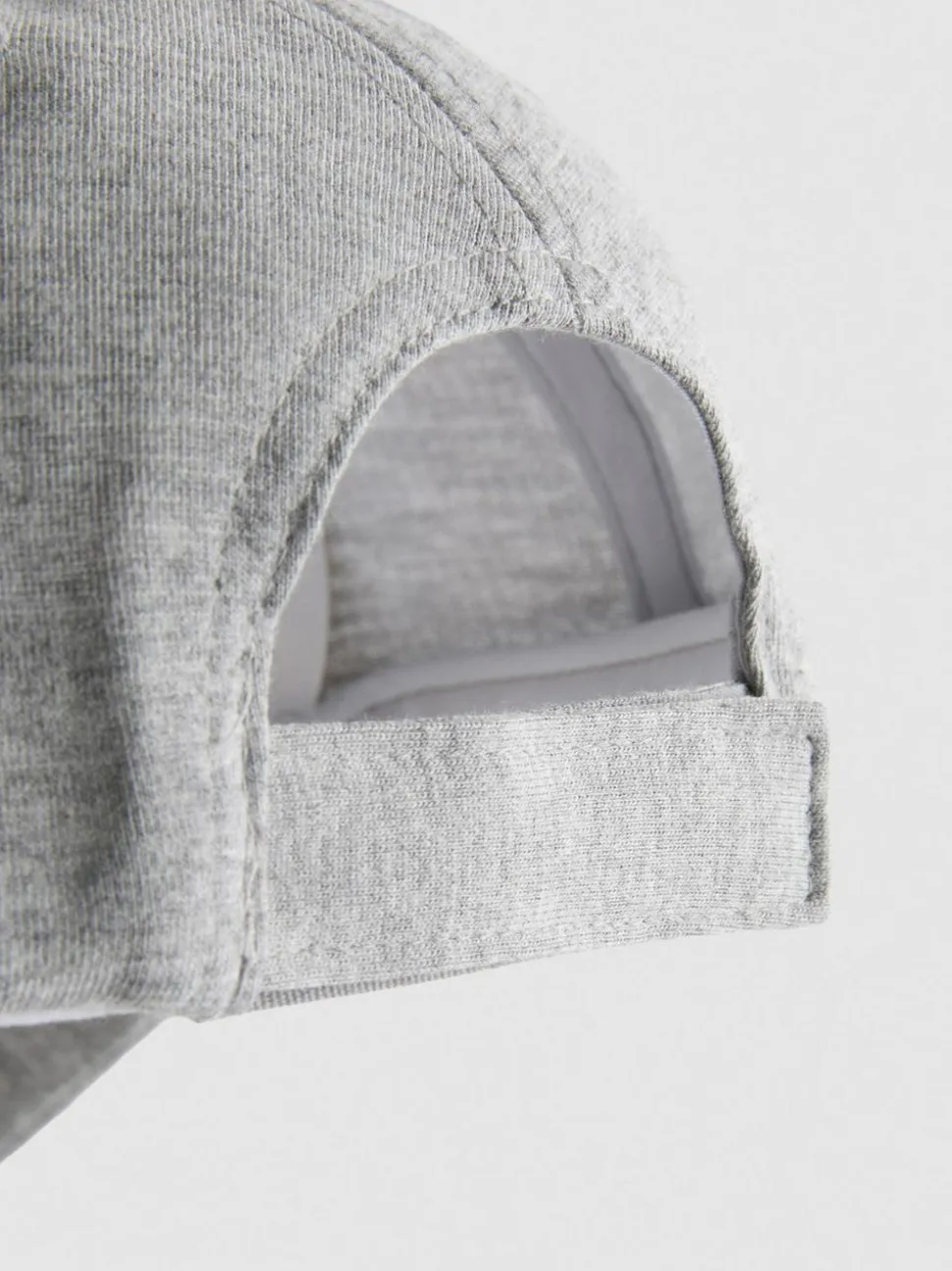 Essential Basecap