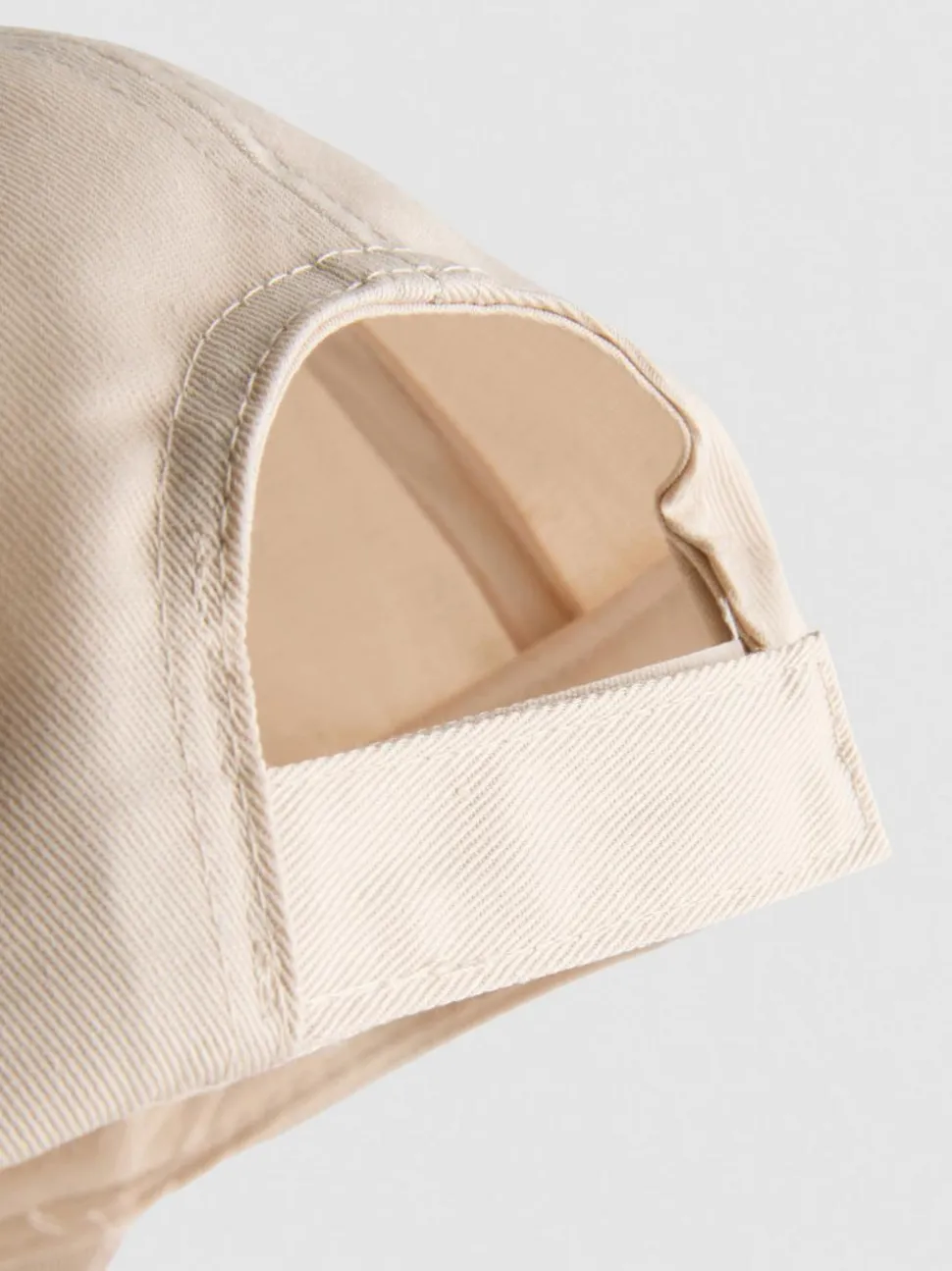 Essential Basecap