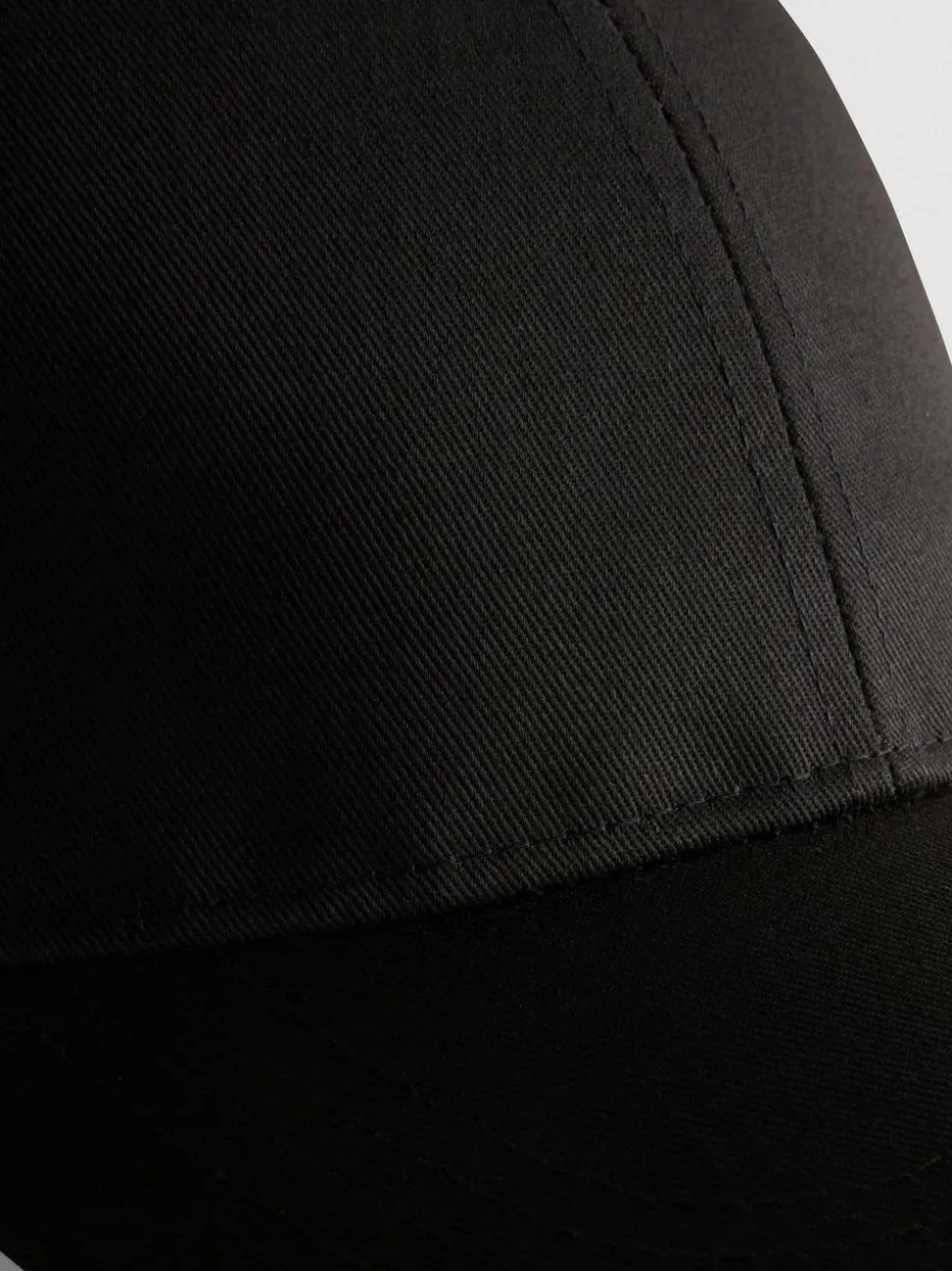Essential Basecap