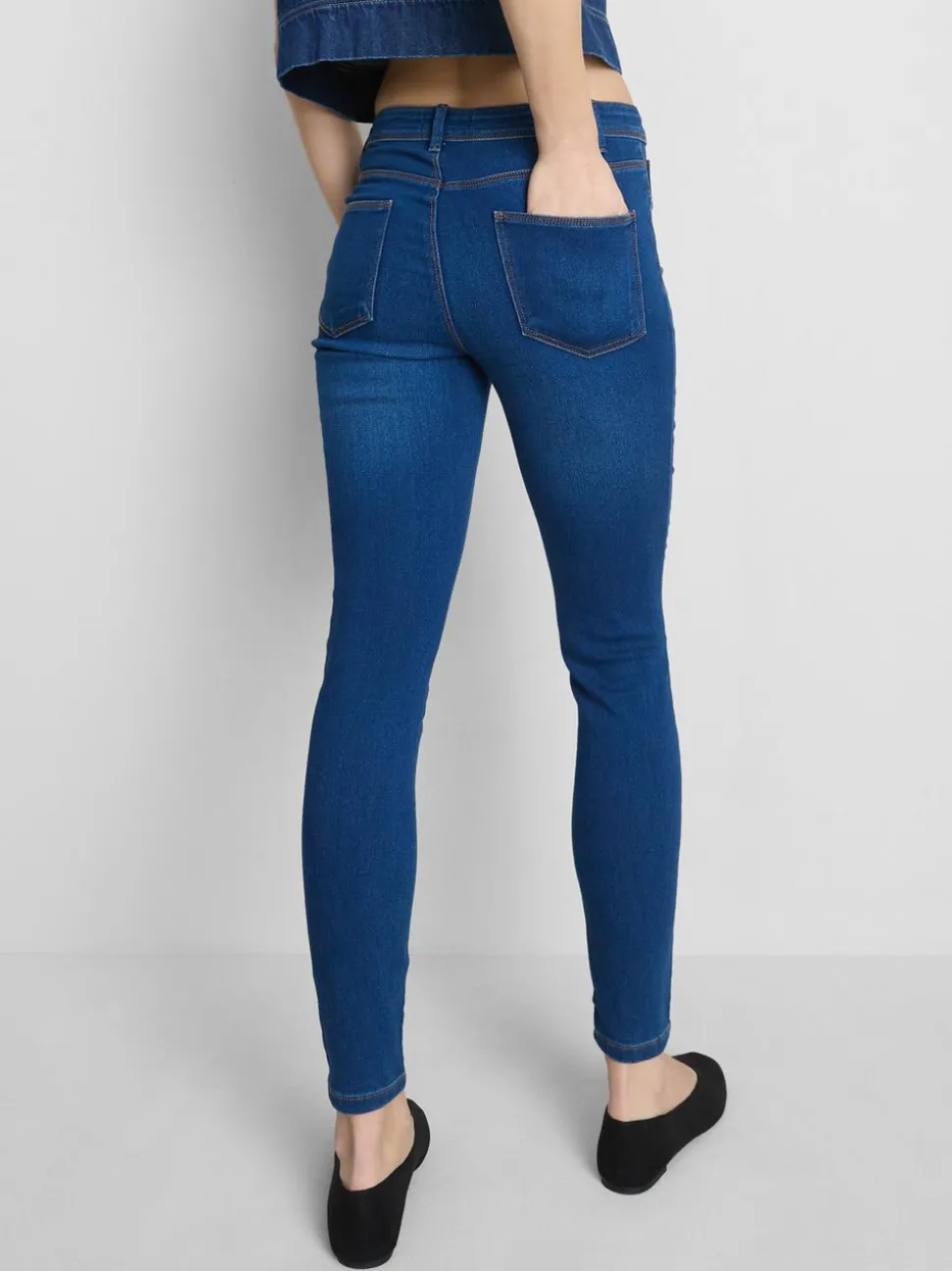Essential Skinny-Jeans mit mittelhohem Bund | Normale Passform