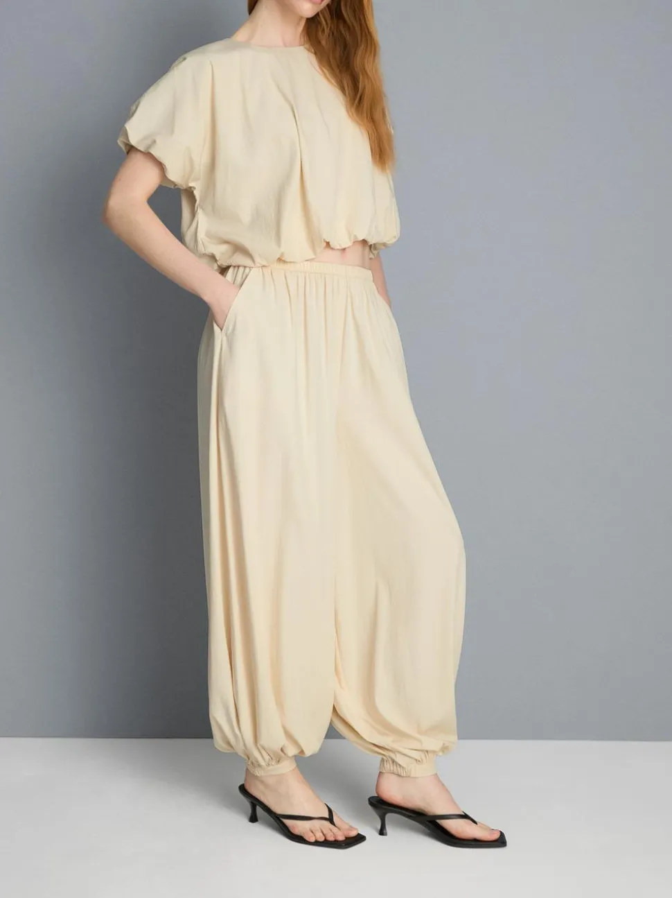 Fallschirmhose mit hohem Bund