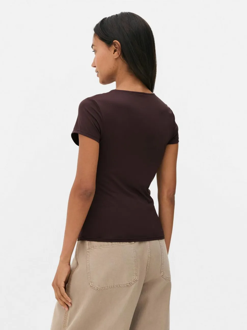 Figurbetontes T-Shirt mit Rundhalsausschnitt
