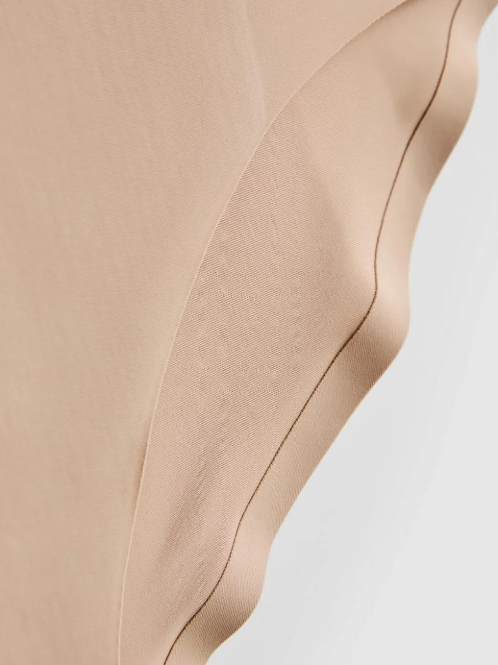 Figurformender Slip mit hohem Bund