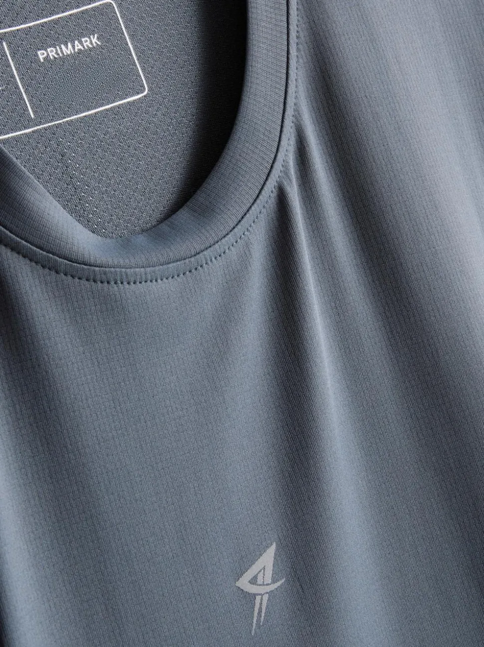 Fitness-T-Shirt mit Einsätzen