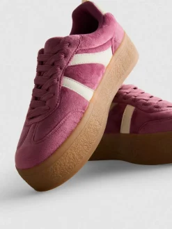 Flatform-Sneaker in Wildleder-Optik mit Gummisohle