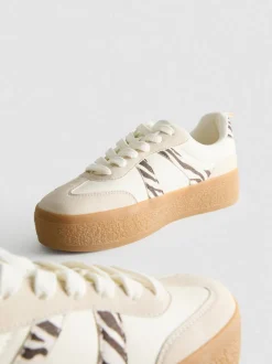 Flatform-Sneaker mit Gummisohle