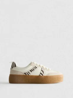 Flatform-Sneaker mit Gummisohle