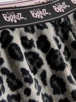 Flauschige „Bratz“ Schlafanzughose mit Leopardenmuster