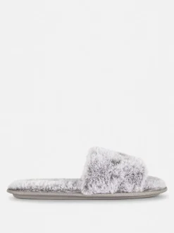 Flauschige Slipper mit überkreuzten Riemen