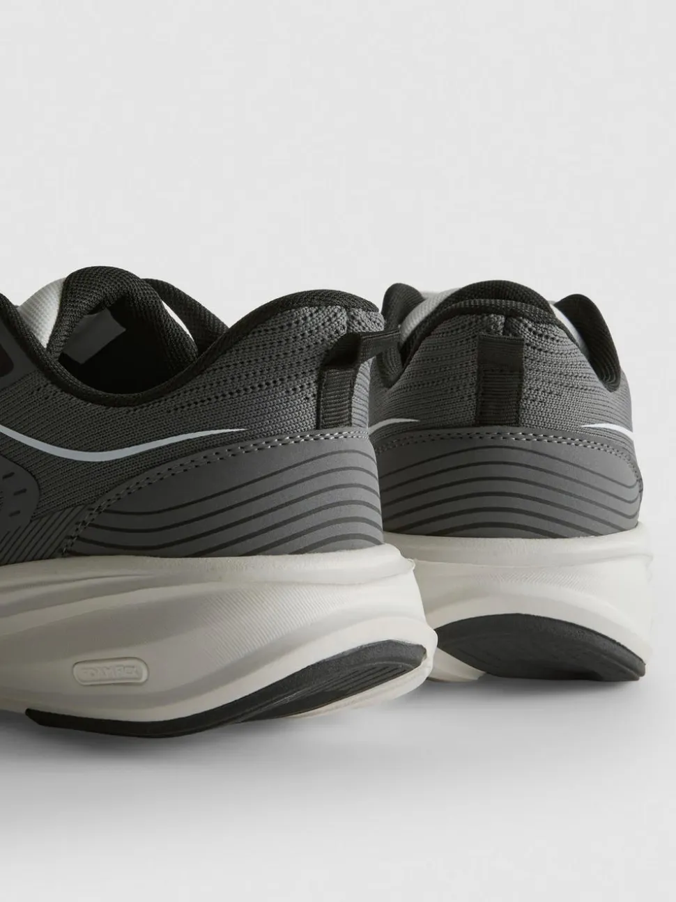 FoamFlex-Sneaker