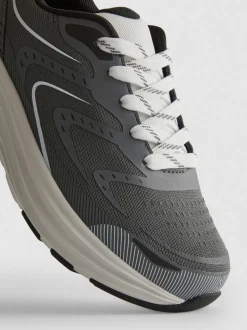 FoamFlex-Sneaker
