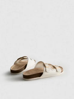 Fußbett-Sandalen mit Lasercut-Details