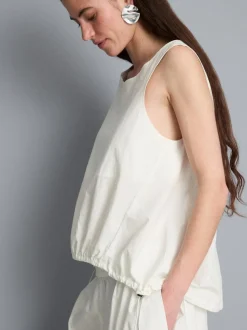 Funktionales Tanktop mit rundem Saum