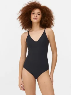 Geformter Body