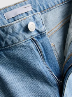 Gerade geschnittene Jeans aus Baumwolldenim