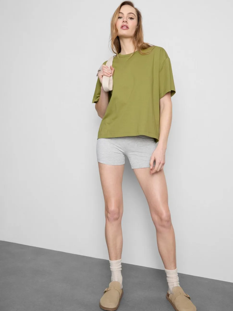 Gerade geschnittenes Baumwoll-T-Shirt mit Rundhalsausschnitt