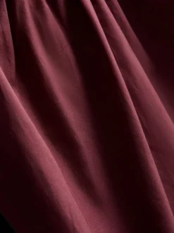 Gerafftes Midikleid mit Perlen