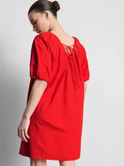 Gerafftes Minikleid mit Puffärmeln