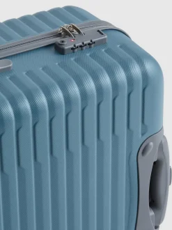Geriffelter Hartschalenkoffer mit vier Rollen