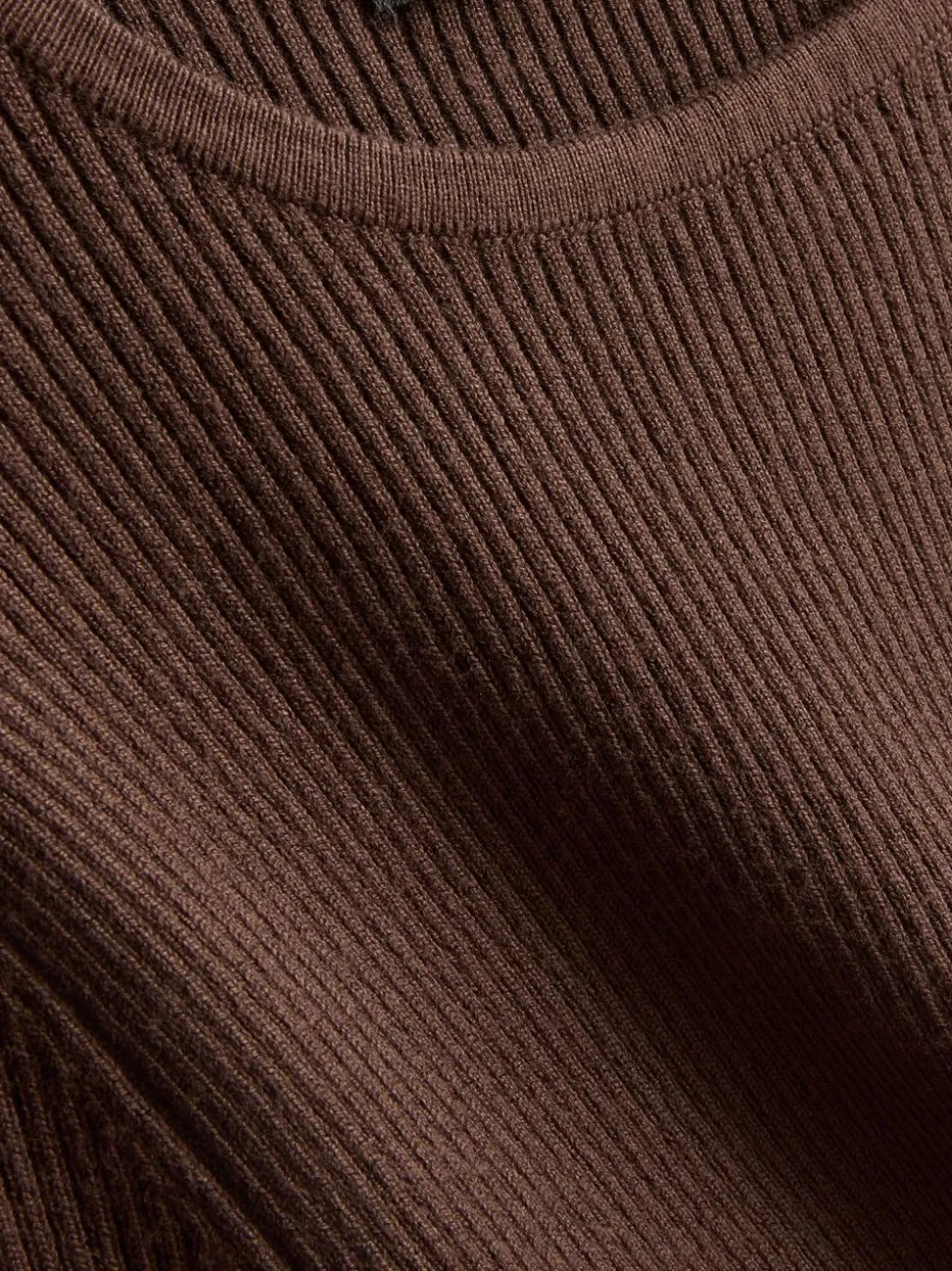 Gerippter Pullover mit Rundhalsausschnitt