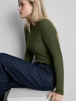 Gerippter Pullover mit Rundhalsausschnitt