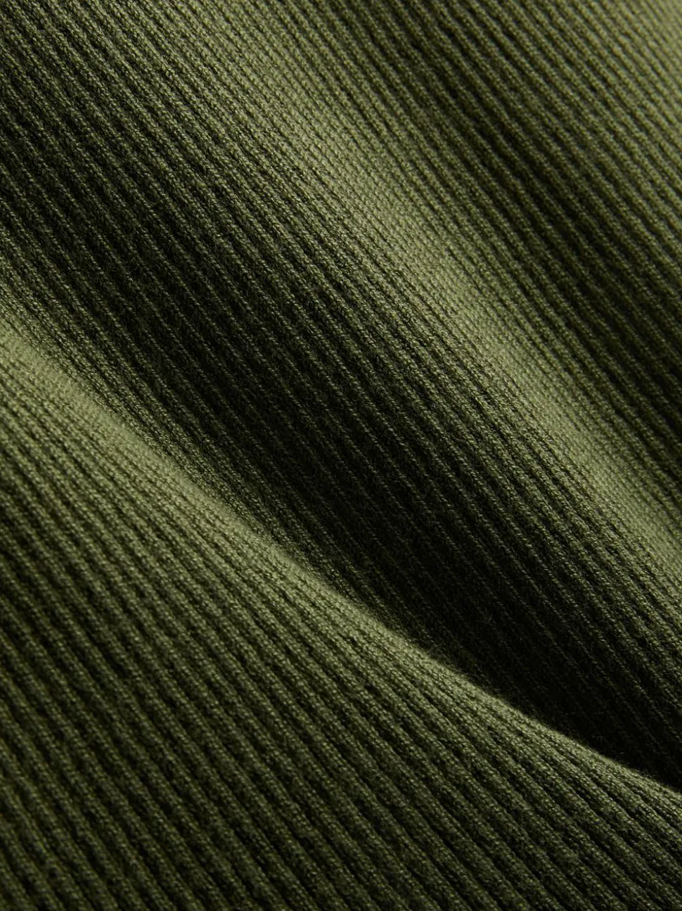 Gerippter Pullover mit Rundhalsausschnitt