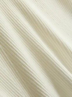 Gerippter Pullover mit V-Ausschnitt