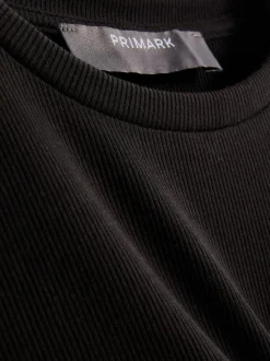 Geripptes Bodycon-T-Shirt-Kleid in Minilänge