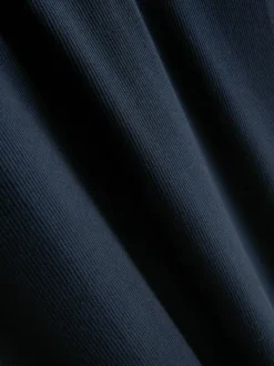 Geripptes Midikleid mit integriertem BH