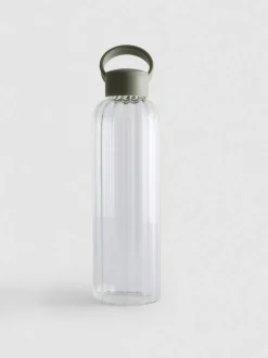 Gerippte Trinkflasche aus Glas