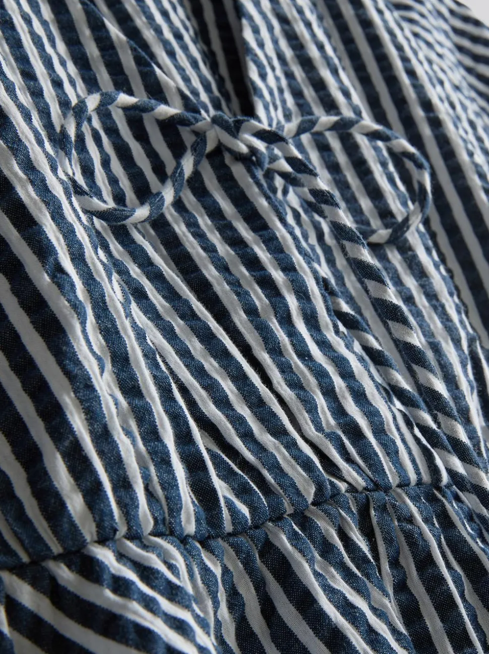 Gestreifte „Paula Echevarría“ Seersucker-Bluse mit Puffärmeln