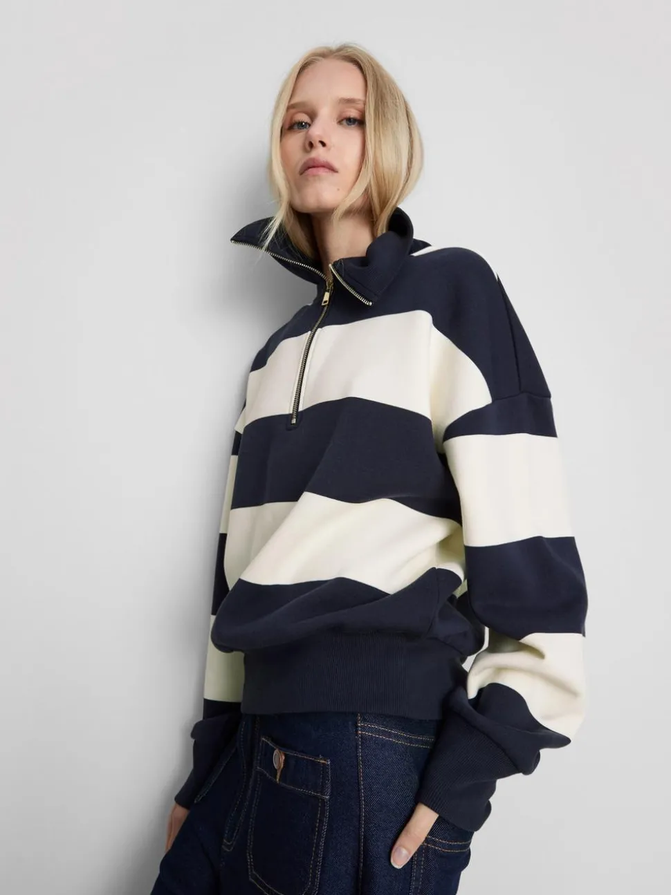 Gestreiftes „By Coleen“ Sweatshirt mit halbem Reißverschluss