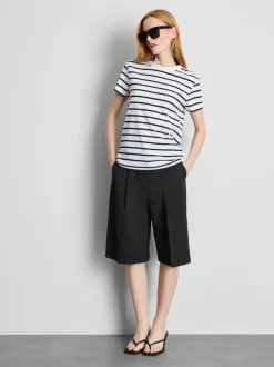Gestreiftes T-Shirt mit Rundhalsausschnitt