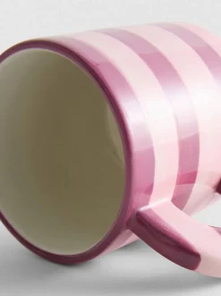 Gestreifte Tasse