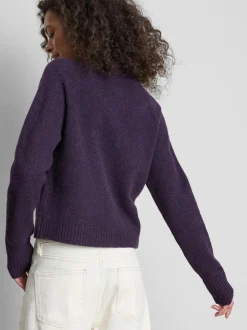 Gestrickter Cardigan mit V-Ausschnitt