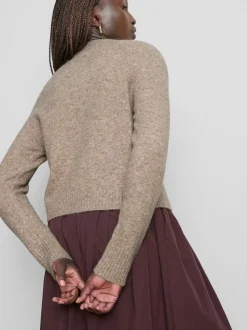 Gestrickter Cardigan mit V-Ausschnitt