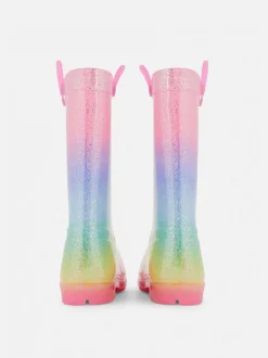 Glitzernde Gummistiefel im Ombré-Look
