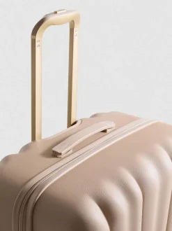 „it Luggage“ Hartschalenkoffer mit Muschelrand