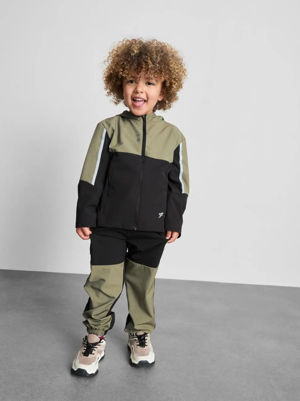1–9 Jahre | Active-Trainingsjacke und Jogginghose im Set