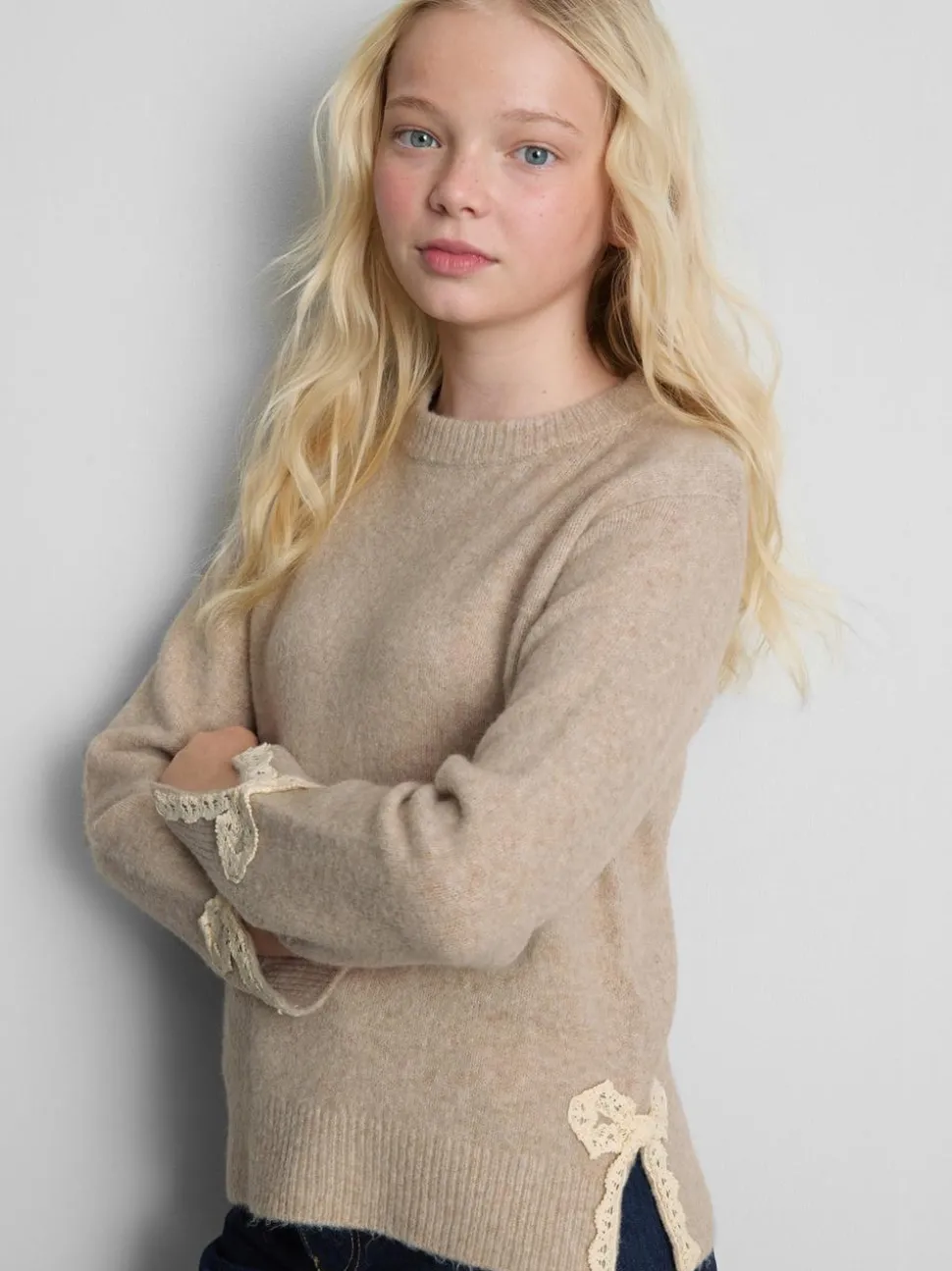 7–15 Jahre | Pullover mit Spitzenbesatz
