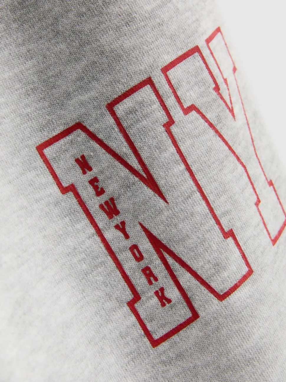 1–9 Jahre | Sweatshirt und Jogginghose mit hohem Modalanteil und „Brooklyn“-Grafik